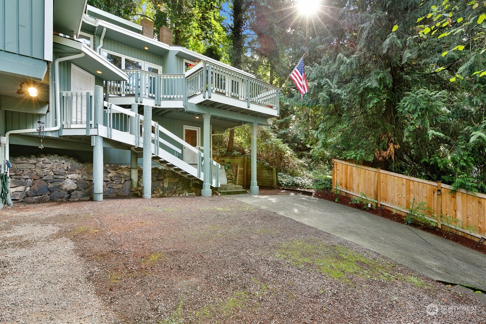 Property Photo:  114  210th Avenue NE  WA 98074 