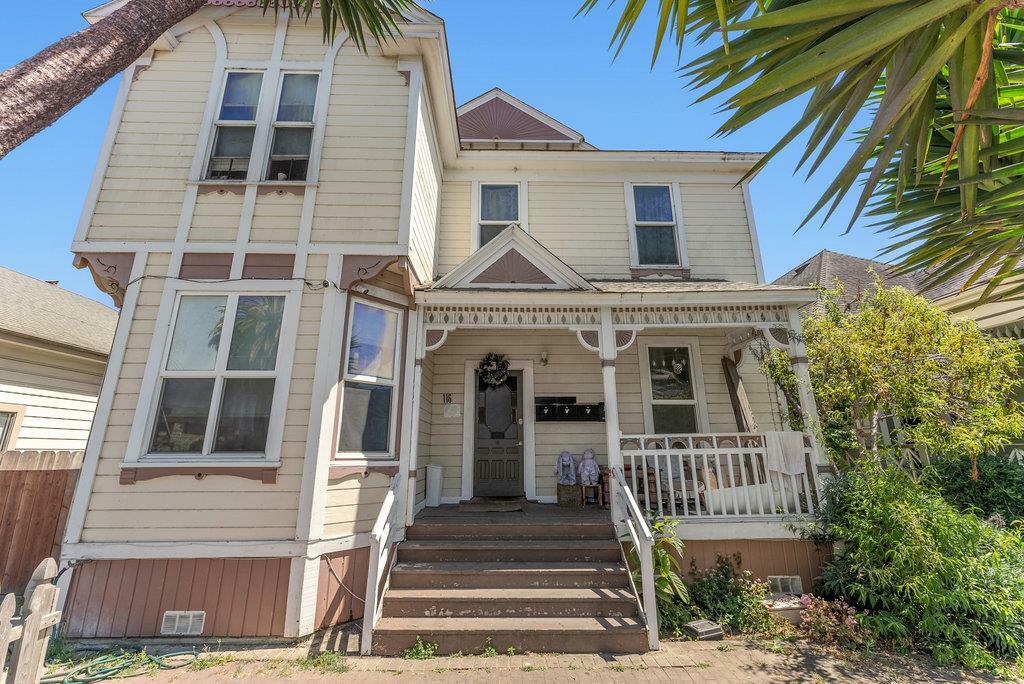 Property Photo:  116 Maple Avenue  CA 95076 