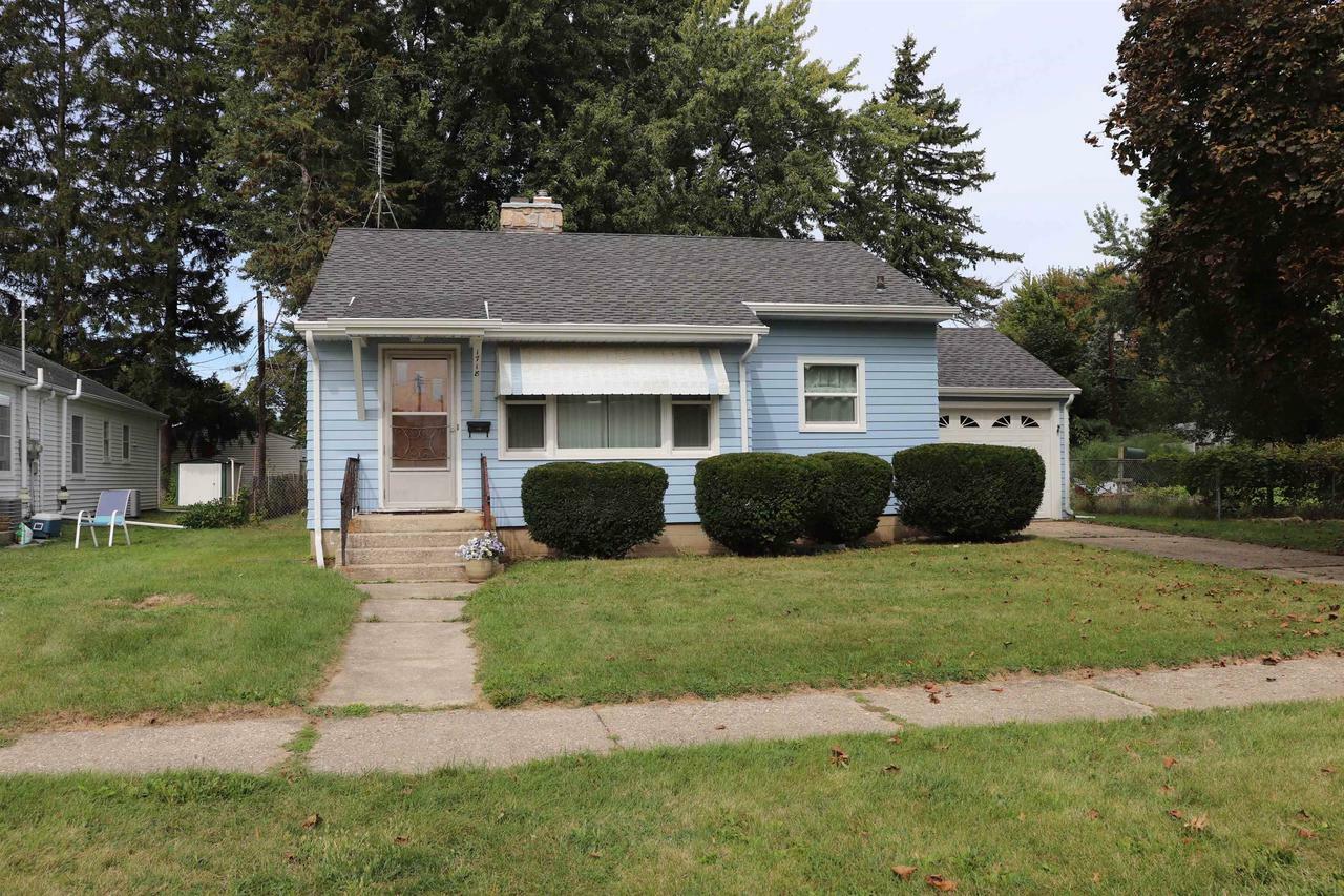 Property Photo:  1718 Gartland Avenue  WI 53548 