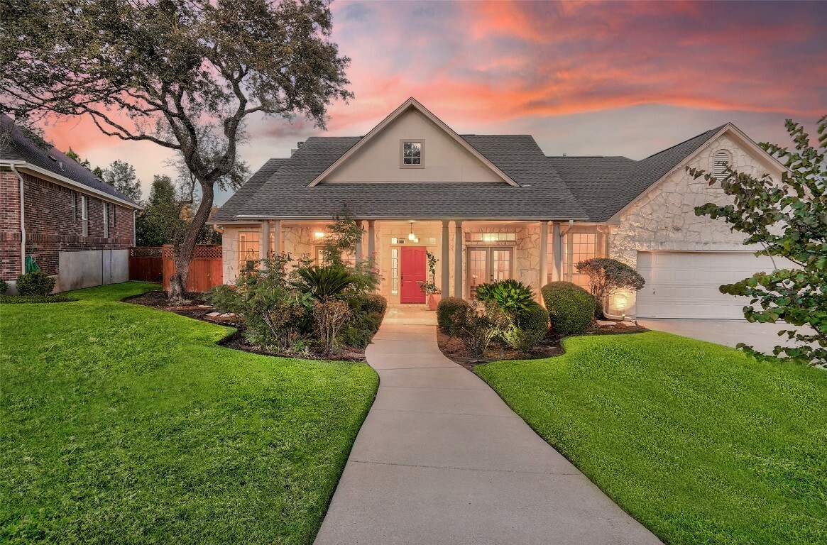 Property Photo:  1609 Chesterwood Cove  TX 78746 