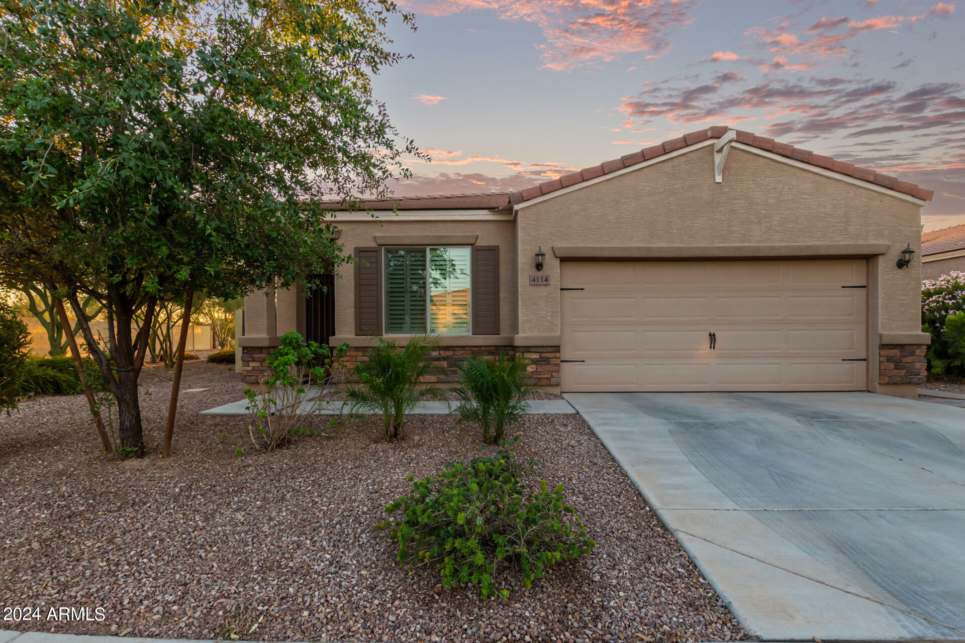 Property Photo:  4114 S 82nd Lane  AZ 85043 