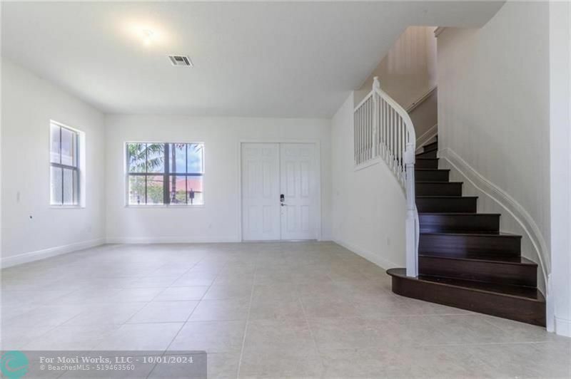 Property Photo:  9760 S Miralago Way  FL 33076 