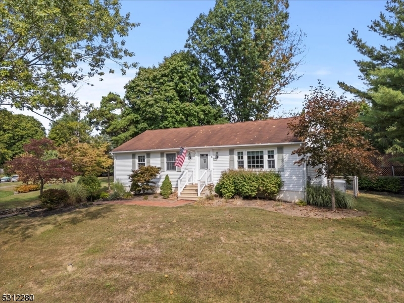 Property Photo: 6 Bird Ln NJ 08559