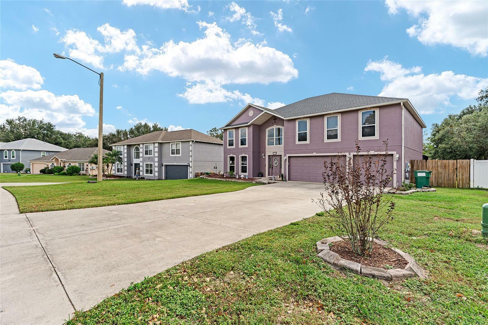 Property Photo:  1119 Myrtle Lake View Drive  FL 34731 