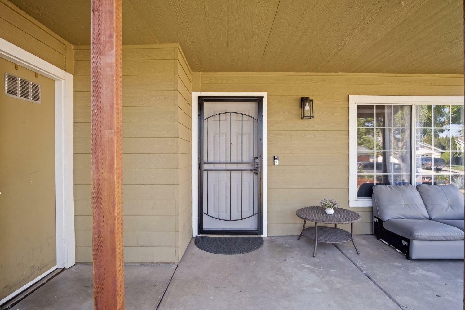 Property Photo:  2511 Old Del Monte Street  CA 95206 