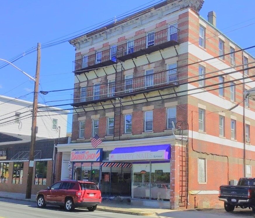 Property Photo: 1076 Washington Street 3 MA 02062