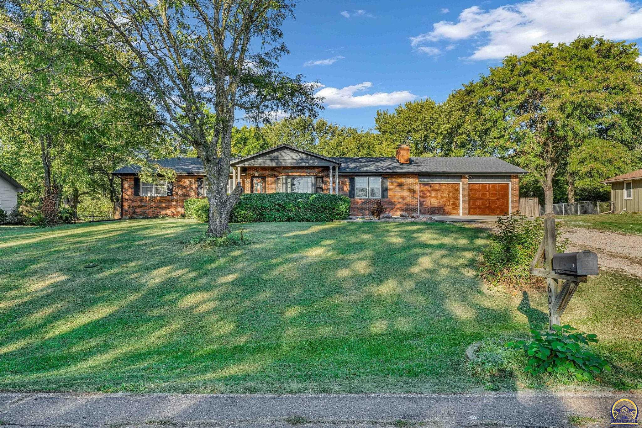 Property Photo: 6031 NW Glenwood Dr KS 66617