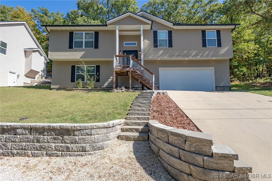 Property Photo:  123 Mockingbird Road  MO 65049 