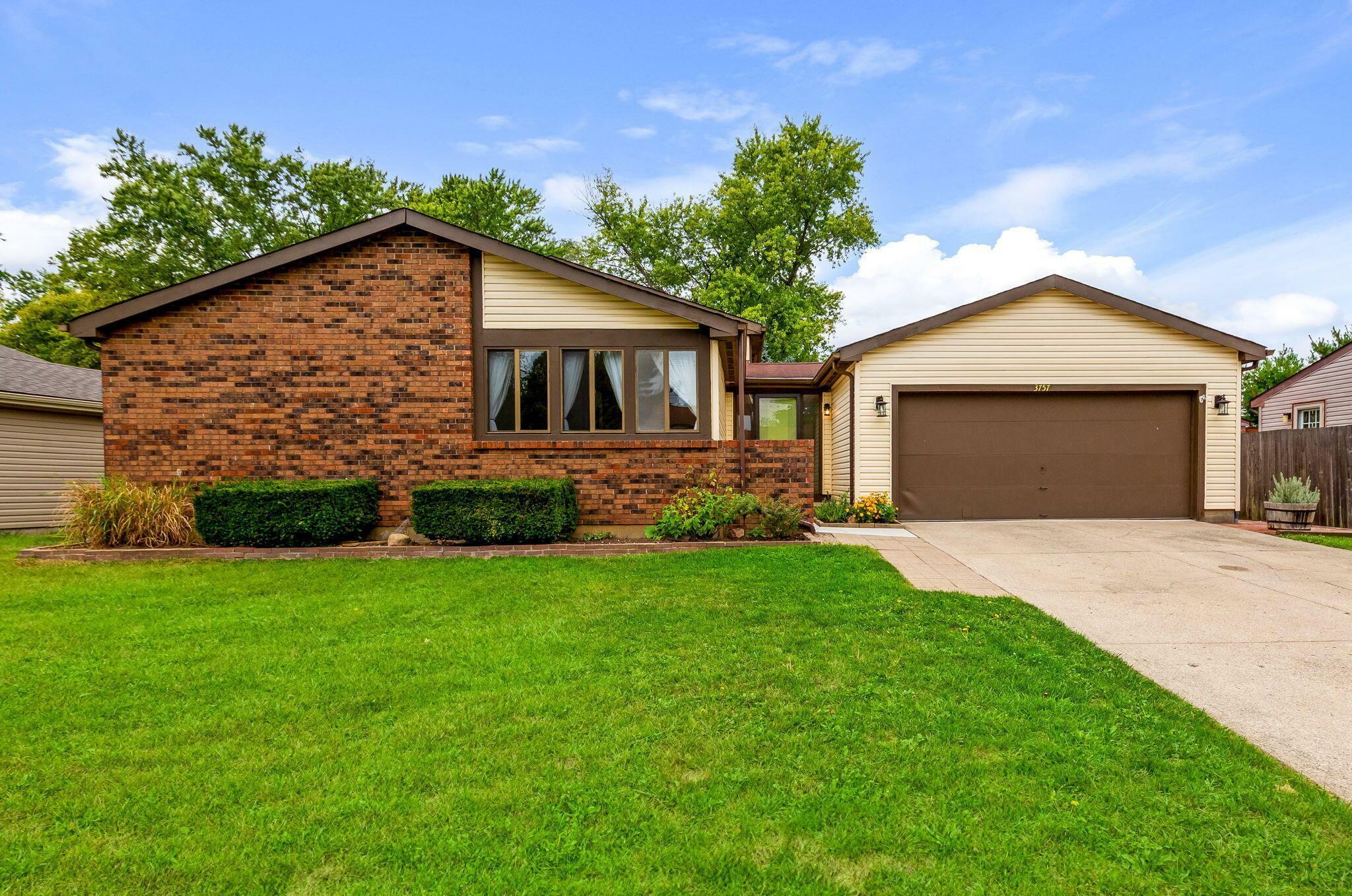 Property Photo: 3757 Potomac Street OH 43125