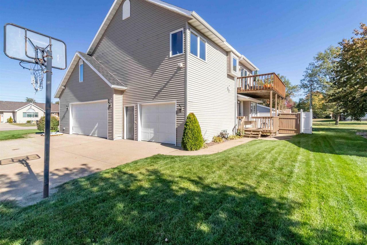 Property Photo:  1410 Grove Avenue  WI 54494 