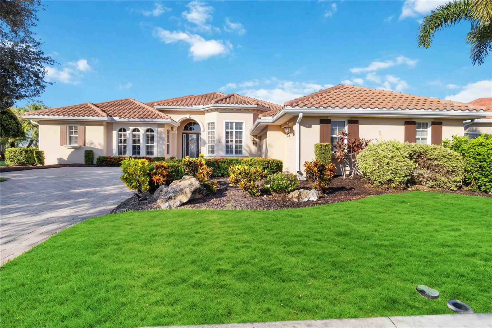 Property Photo:  105 Terra Bella Court  FL 34275 