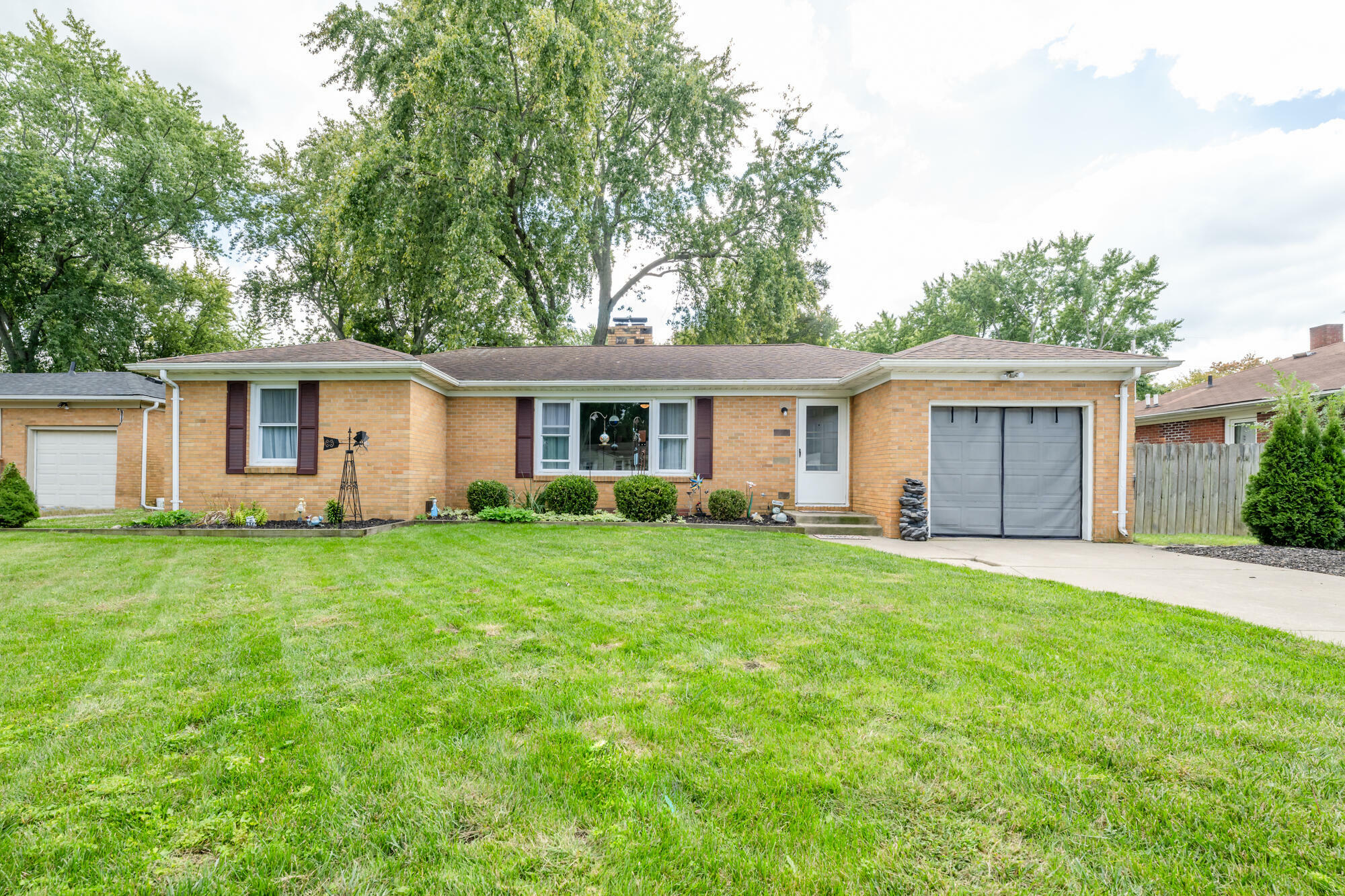 Property Photo:  392 Dale Avenue  MI 49022 