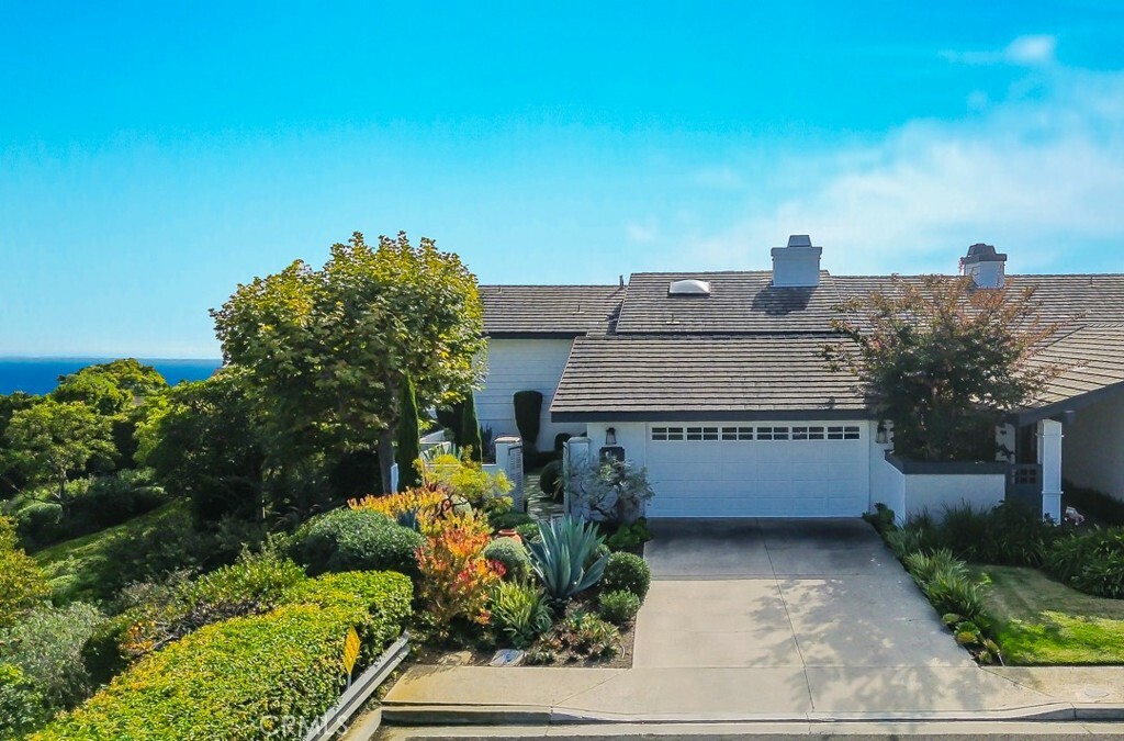 Property Photo:  1 Beachcomber Drive  CA 92625 