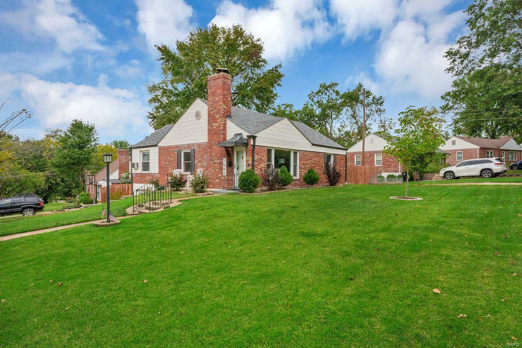 Property Photo:  7045 Deerpath Drive  MO 63123 