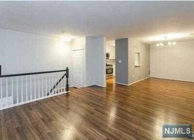 Property Photo:  1035 Cumberland Court  NJ 07430 