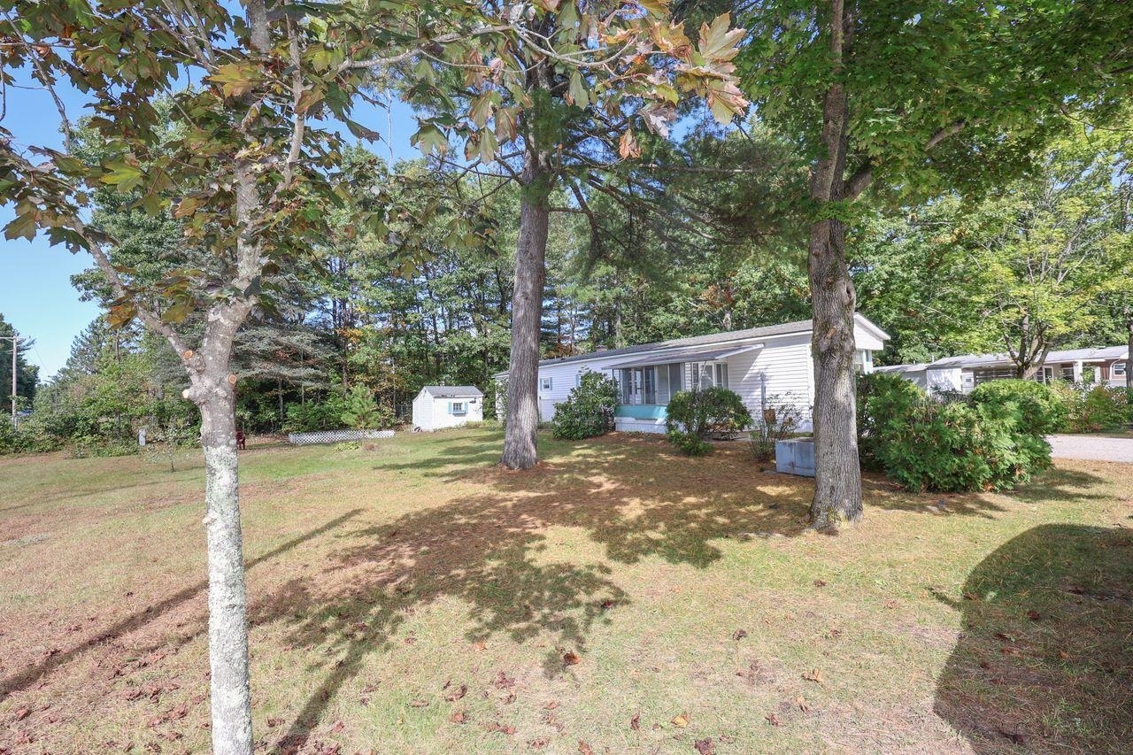 Property Photo:  10 Greenwich Trail  NH 03301 