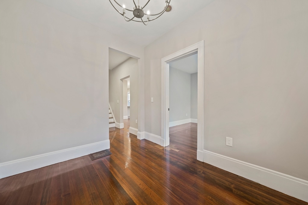 Property Photo:  43 Evergreen Ave 1  MA 02145 