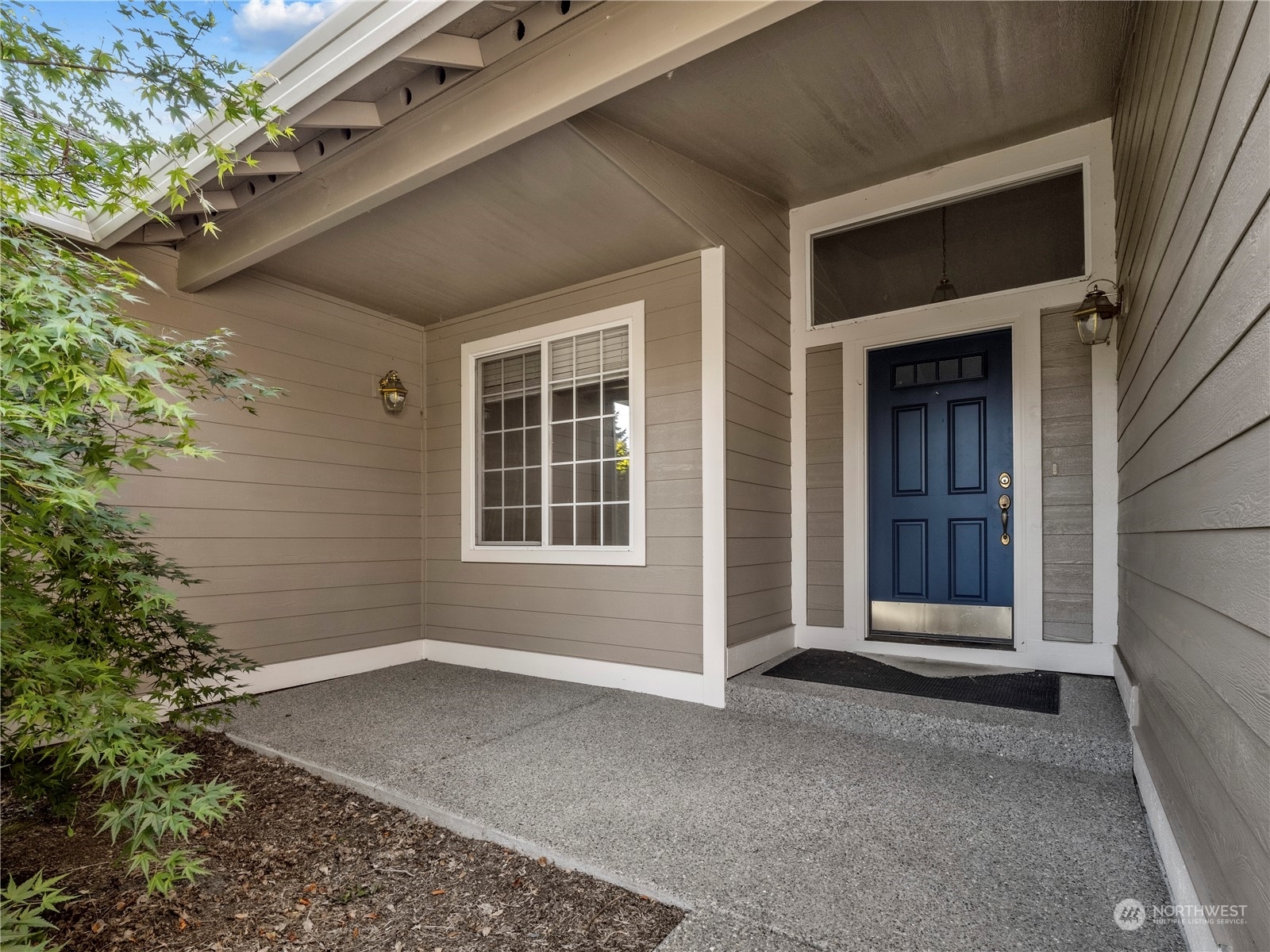 Property Photo:  8419 133rd Street E  WA 98373 