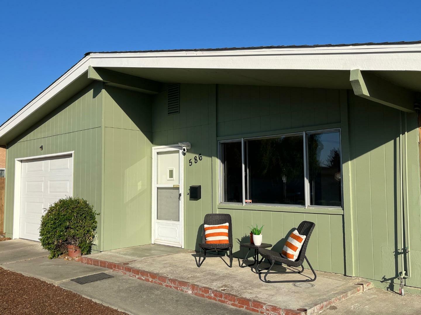 Property Photo:  586 Bridge Street  CA 95076 