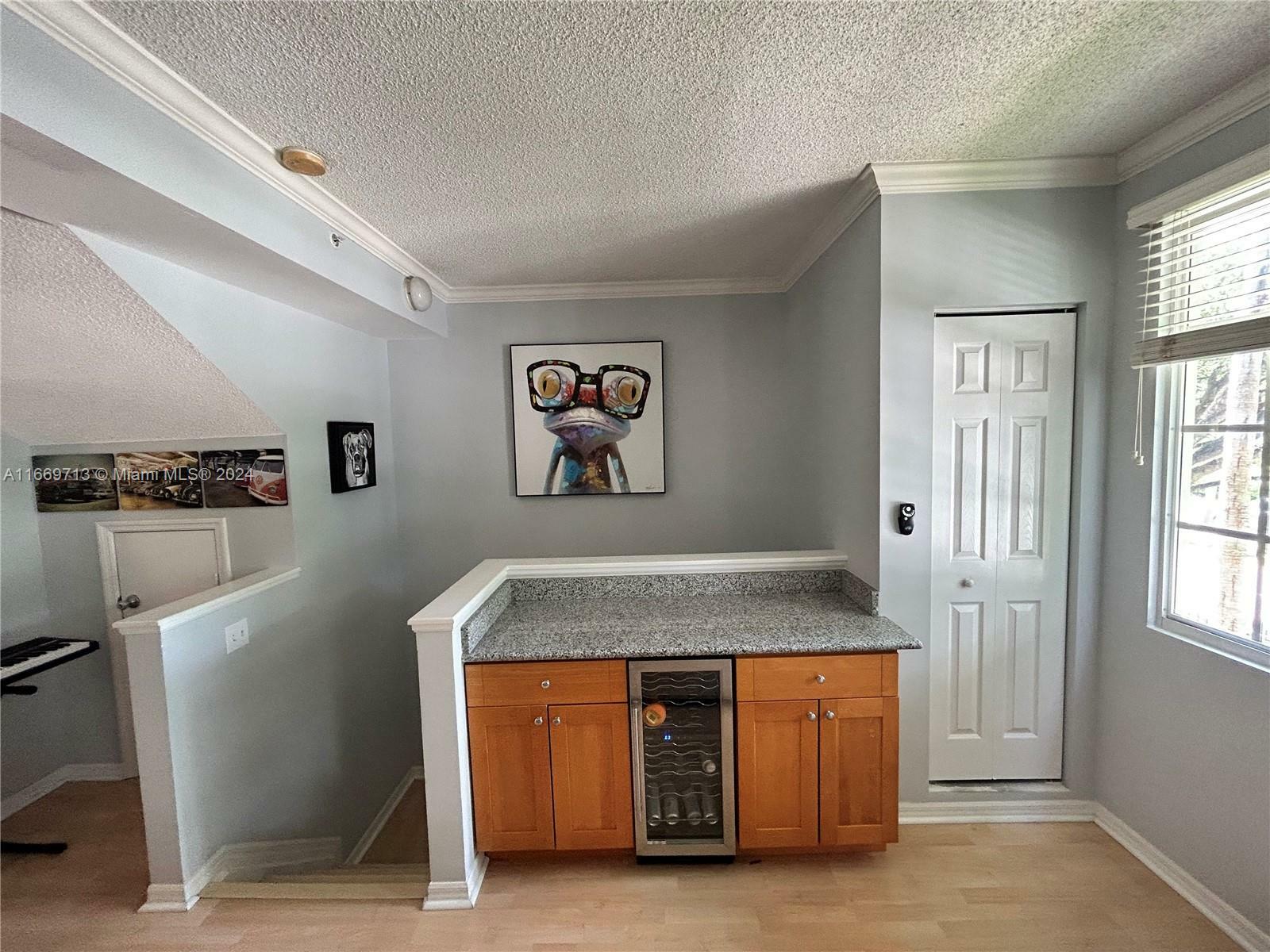 Property Photo:  2811 NE 185th St 805  FL 33180 