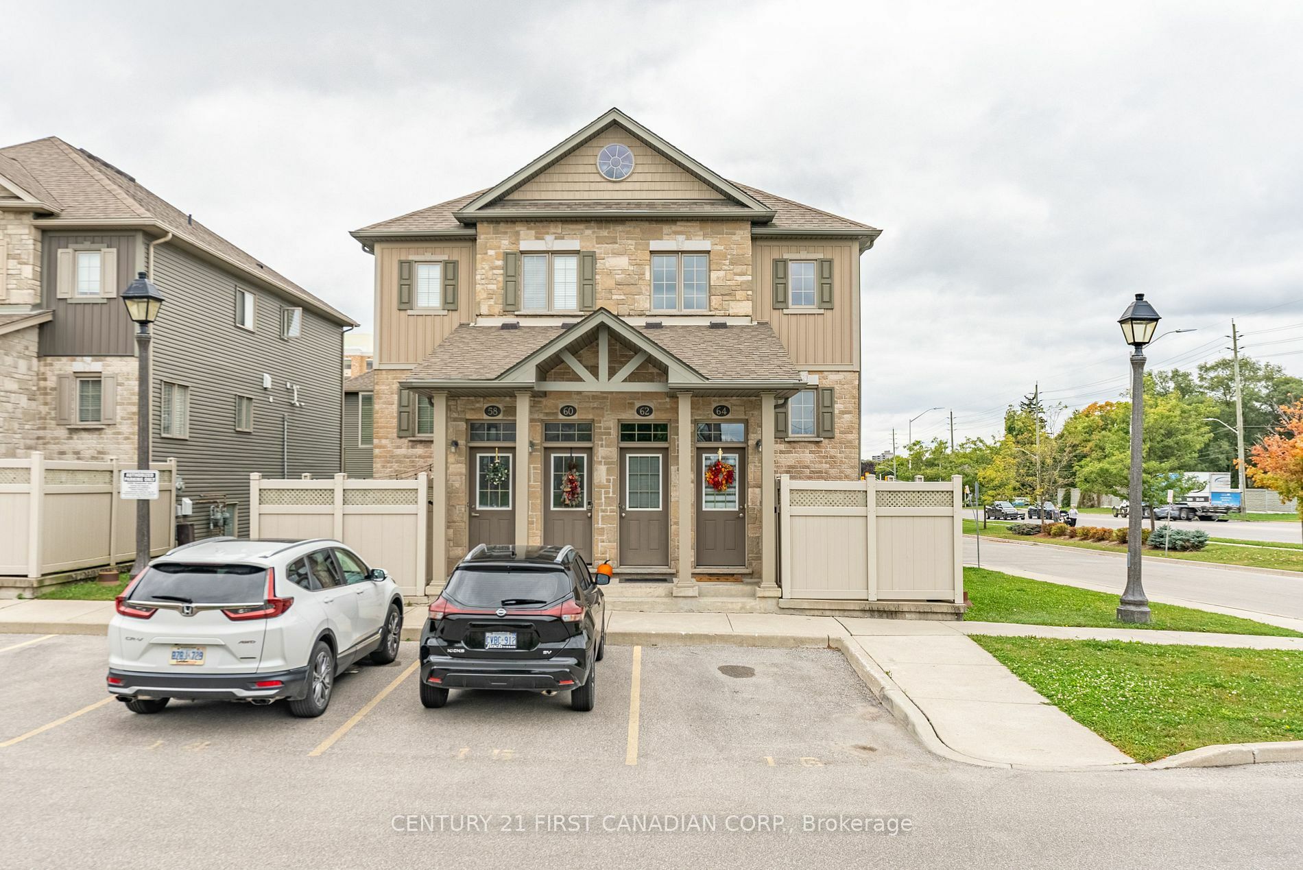 Photo de la propriété:  3200 Singleton Ave 62  ON N6L 0C7 