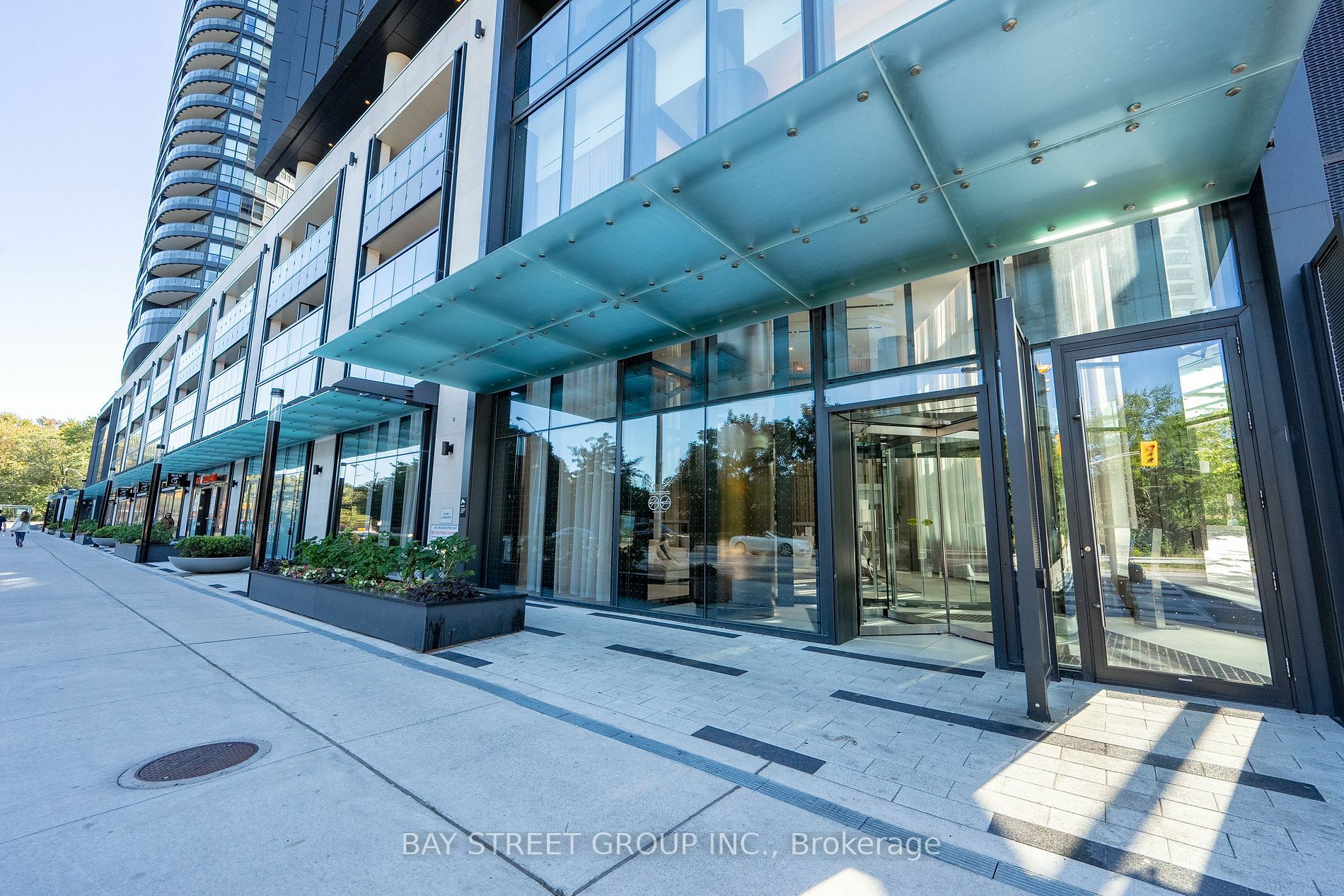 Property Photo:  575 Bloor St E 3310  ON M4W 0B2 