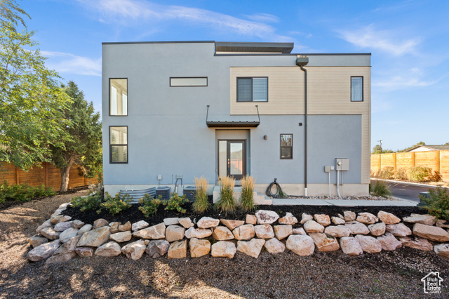 Property Photo:  4513 S Bleecker Pl E  UT 84117 