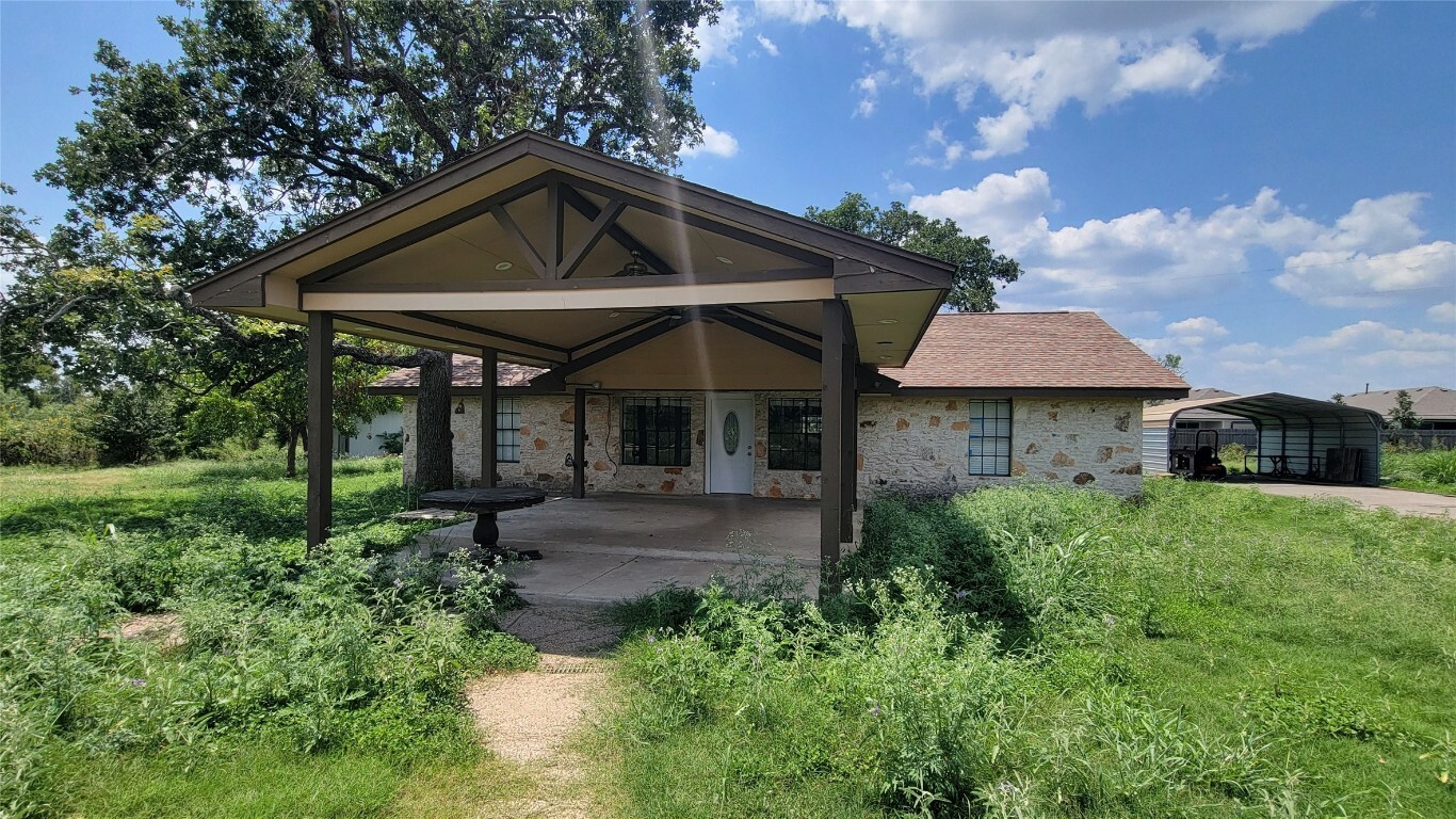 Property Photo:  113-A Draper Lane  TX 78642 