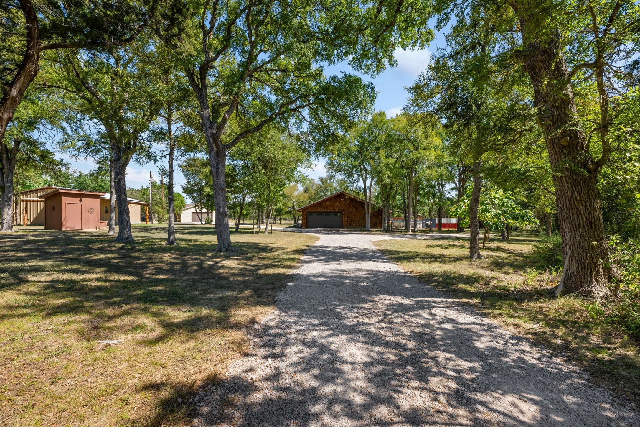 Property Photo:  507 County Road 200D  TX 78611 