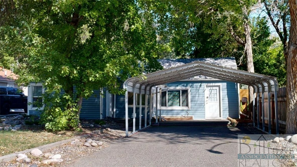 Property Photo:  1105 N 23rd Street  MT 59101 