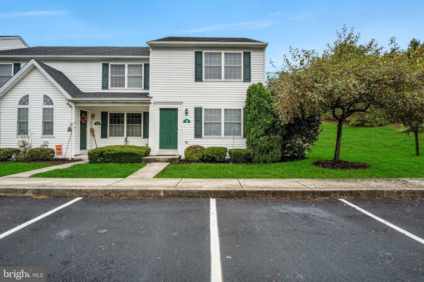 Property Photo:  118 Plainview Drive  PA 17112 