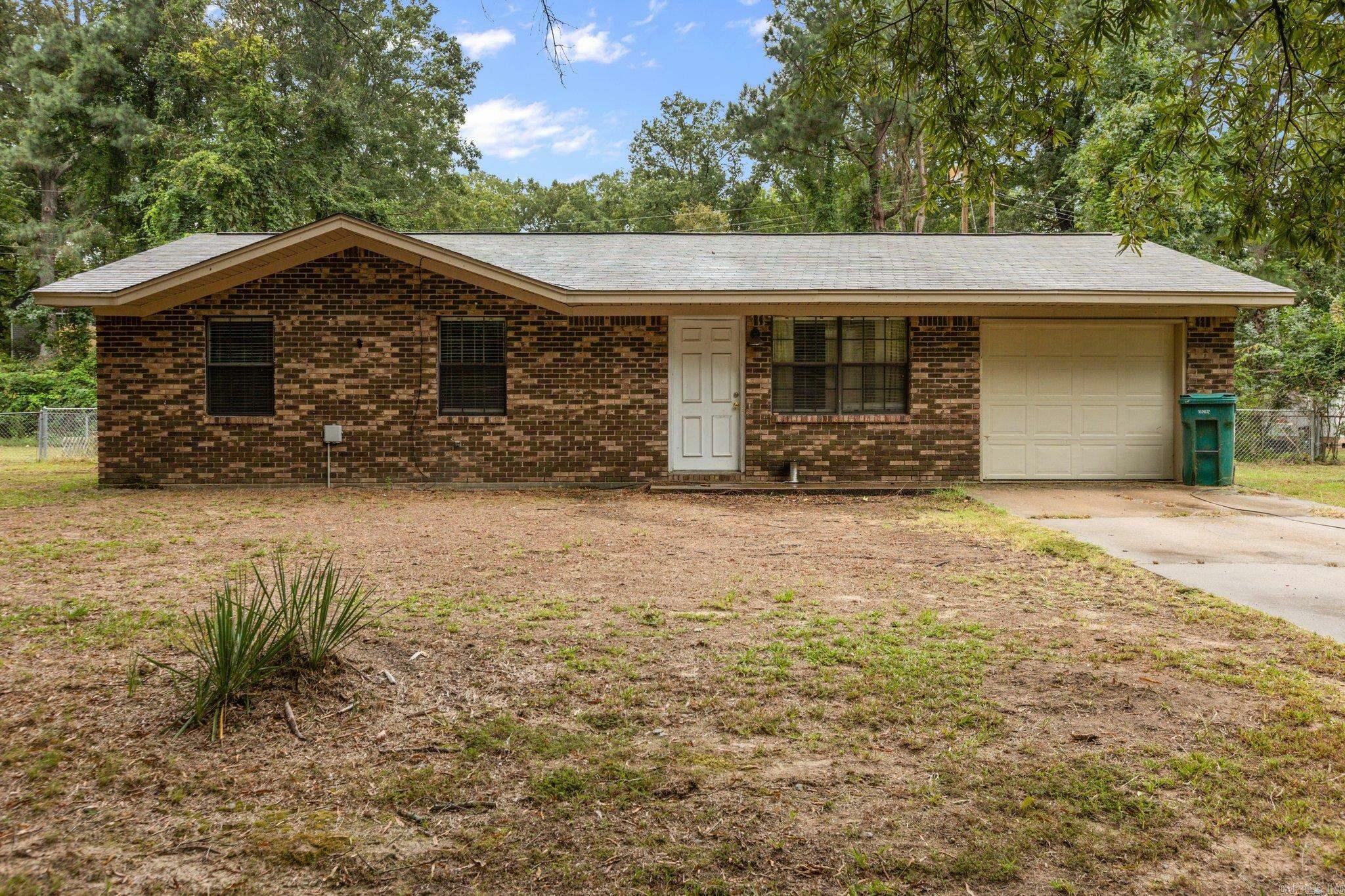 Property Photo:  204 Whitefield Drive  AR 71601 