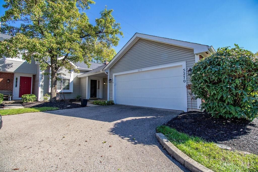 Property Photo: 5270 Bay Pointe Drive OH 45040