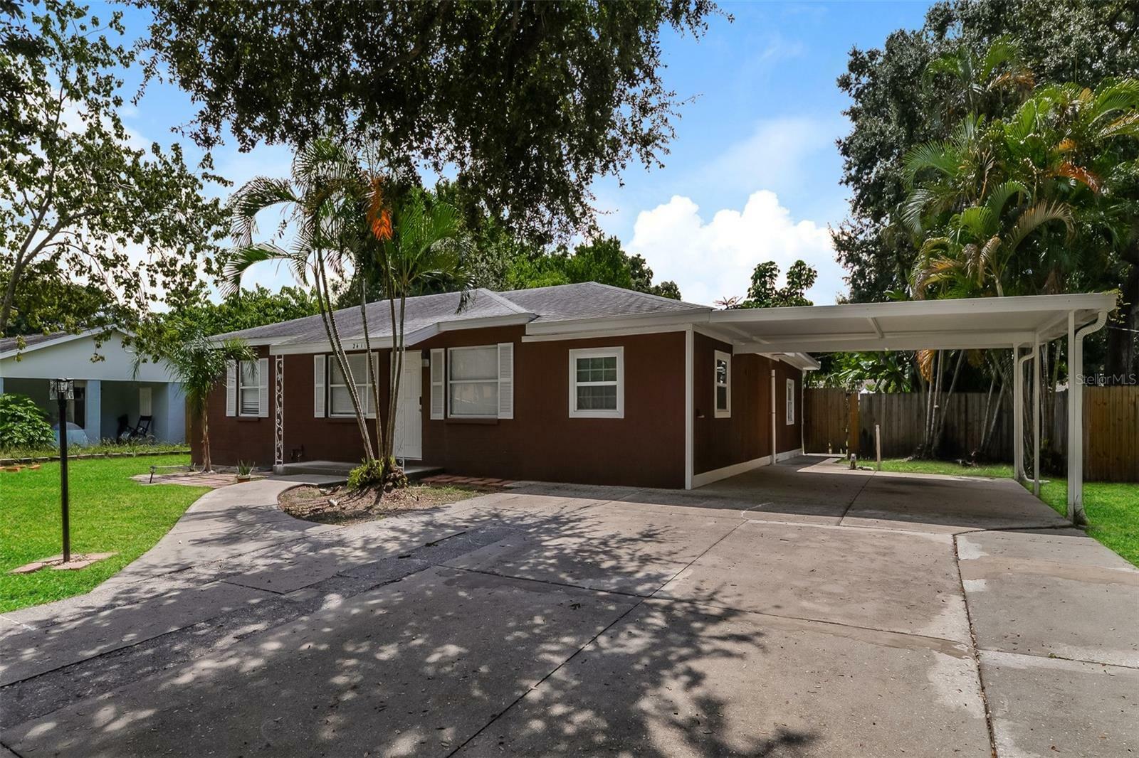 Property Photo:  2411 22nd Avenue W  FL 34205 