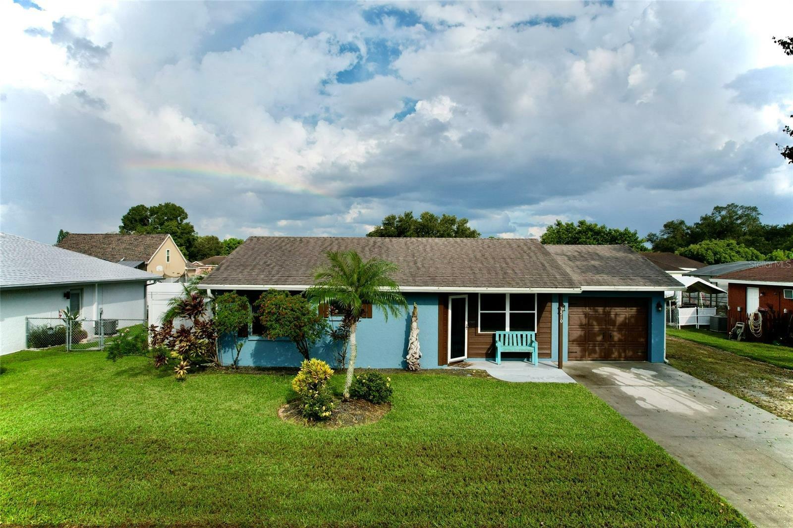 Property Photo:  3510 29th Street Court E  FL 34208 