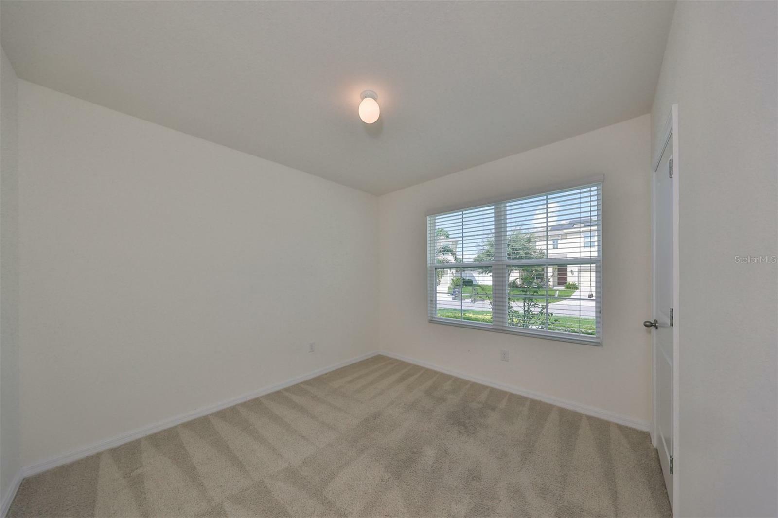 Property Photo:  11825 Myrtle Rock Drive  FL 33578 