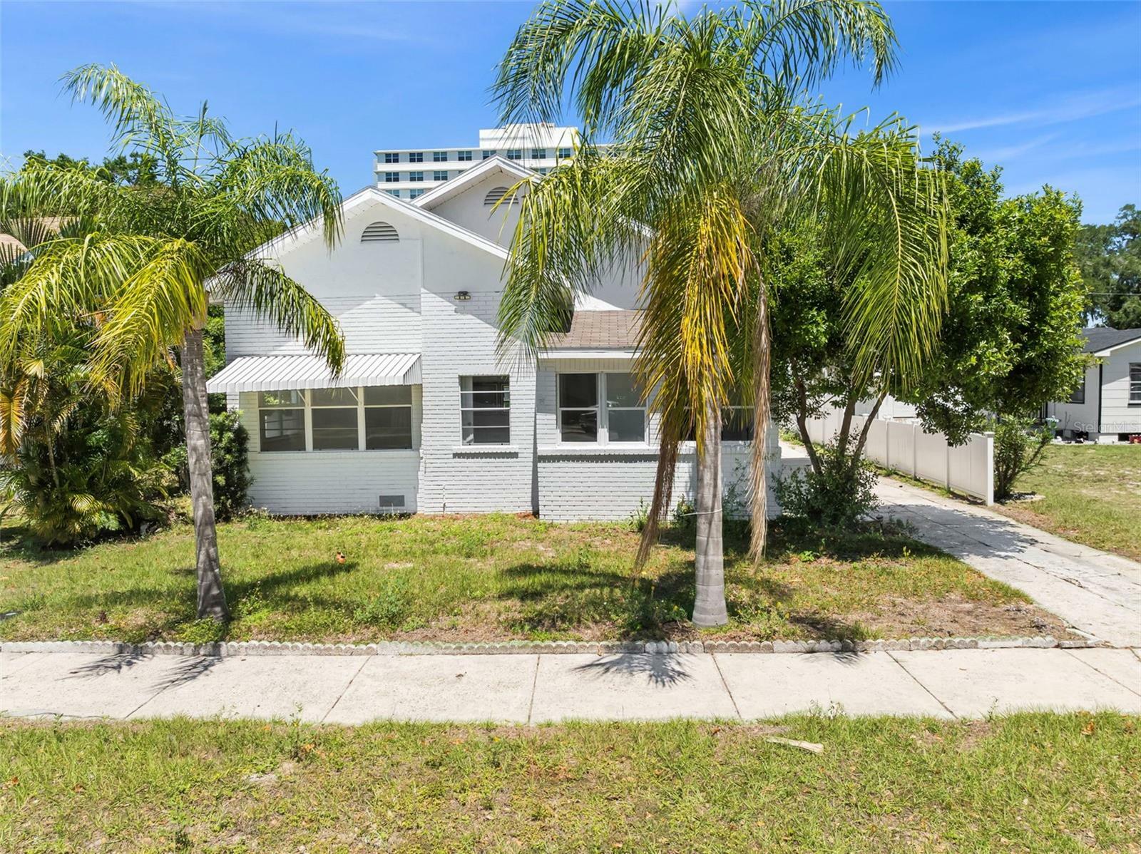 Property Photo:  751 Avenue B SW  FL 33880 