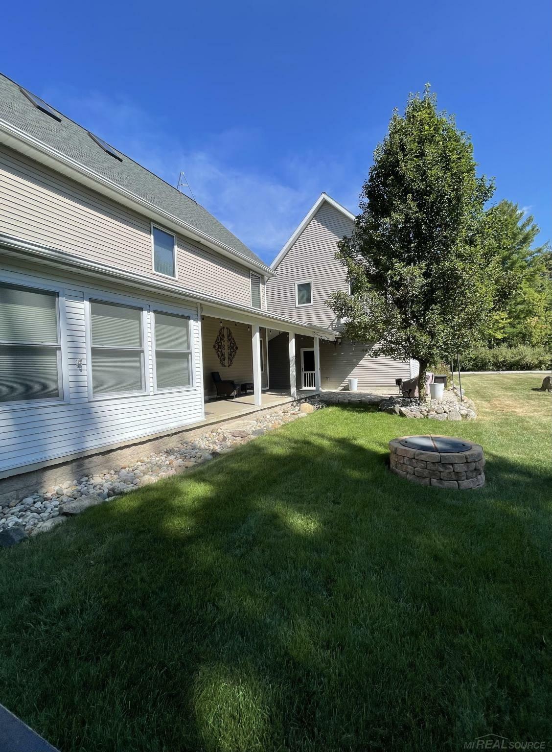 Property Photo:  5338 Mallard Court  MI 48612 