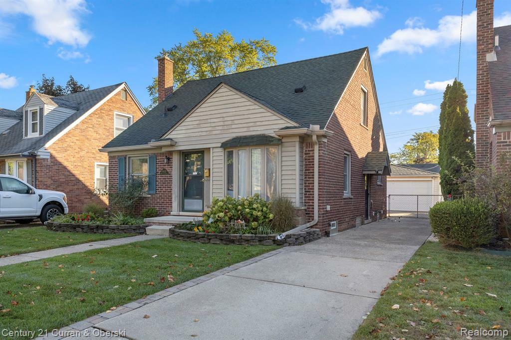 Property Photo: 1620 Highview Street MI 48128 1060