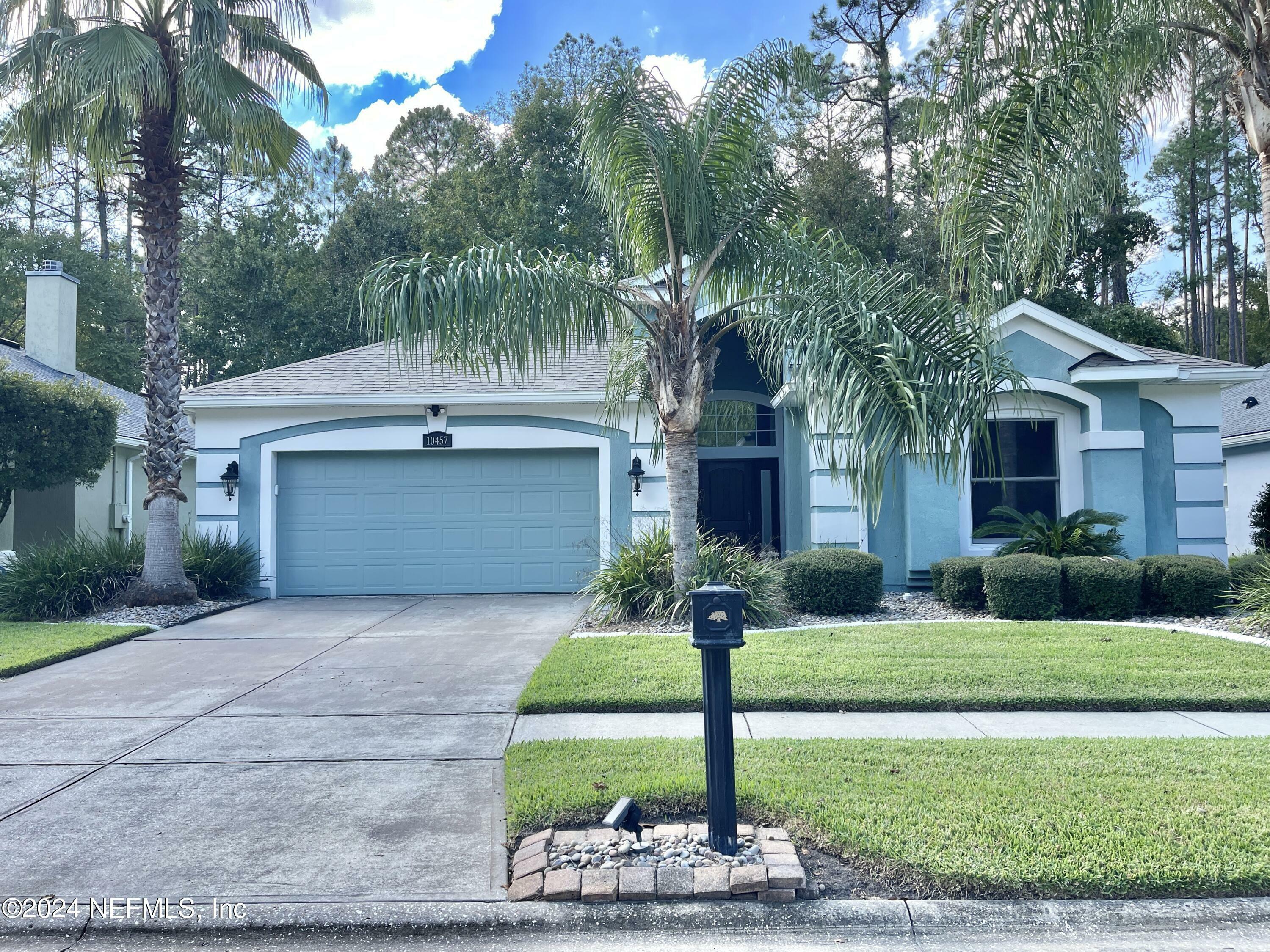 Property Photo: 10457 Creston Glen Circle FL 32256