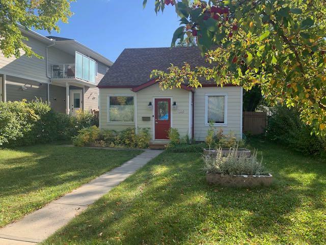 405 22 Avenue NE  Calgary AB T2E 1T8 photo