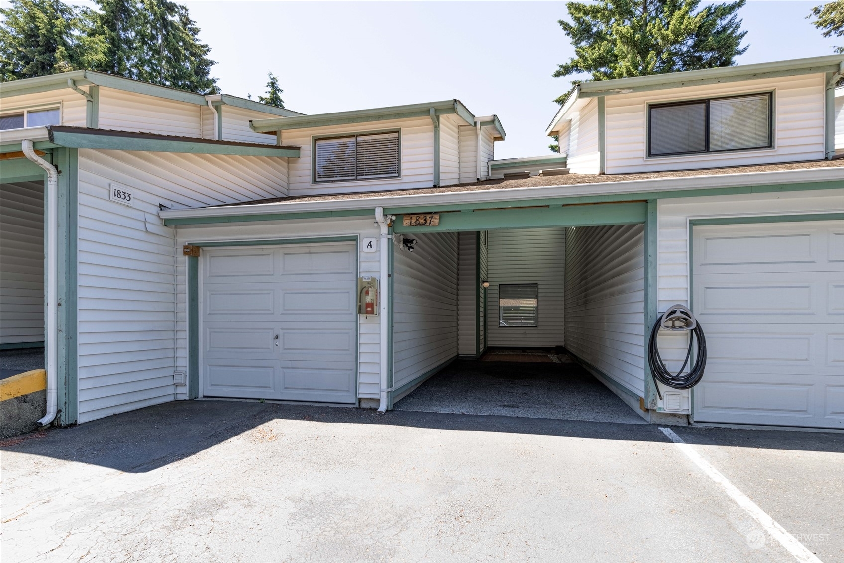 Property Photo:  1837 SW 318th Pl A  WA 98023 