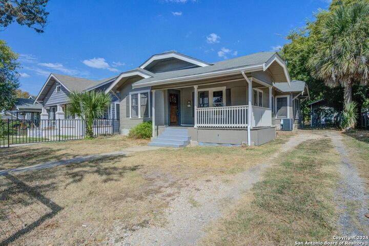 543 Kayton  San Antonio TX 78210 photo