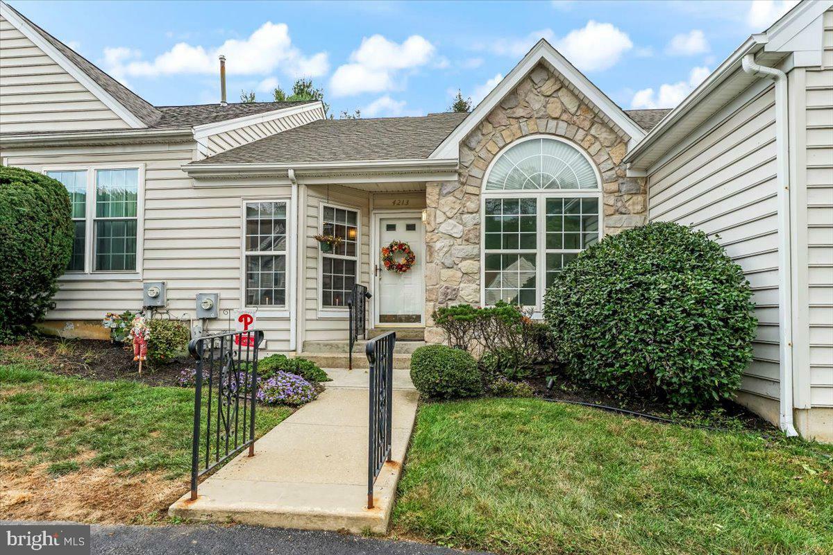 Property Photo:  4213 Chatham Circle  PA 19014 