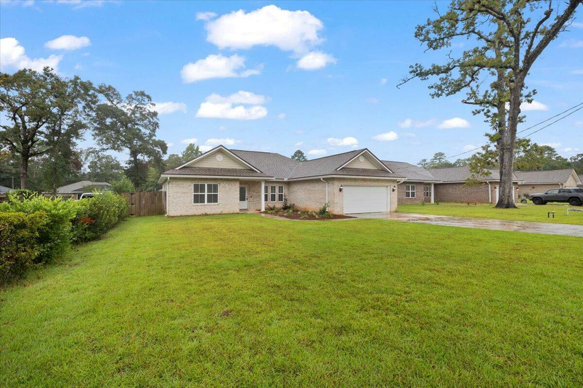 Property Photo:  128 Gillis Drive  FL 32536 