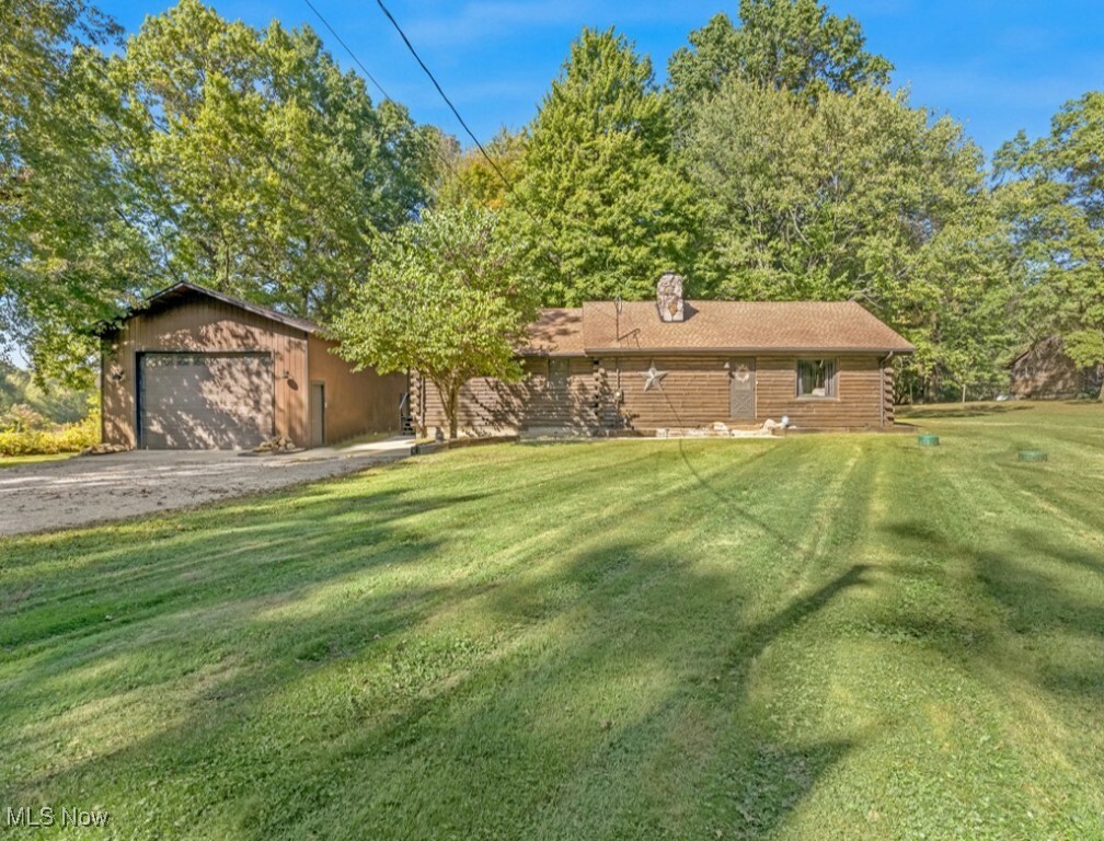 Property Photo:  5016 Center Road  OH 44436 