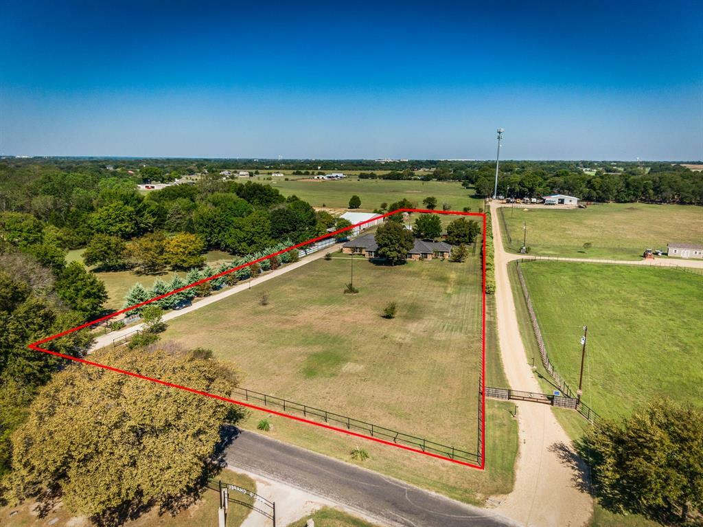 Property Photo:  2027 Bells Chapel Road  TX 75165 