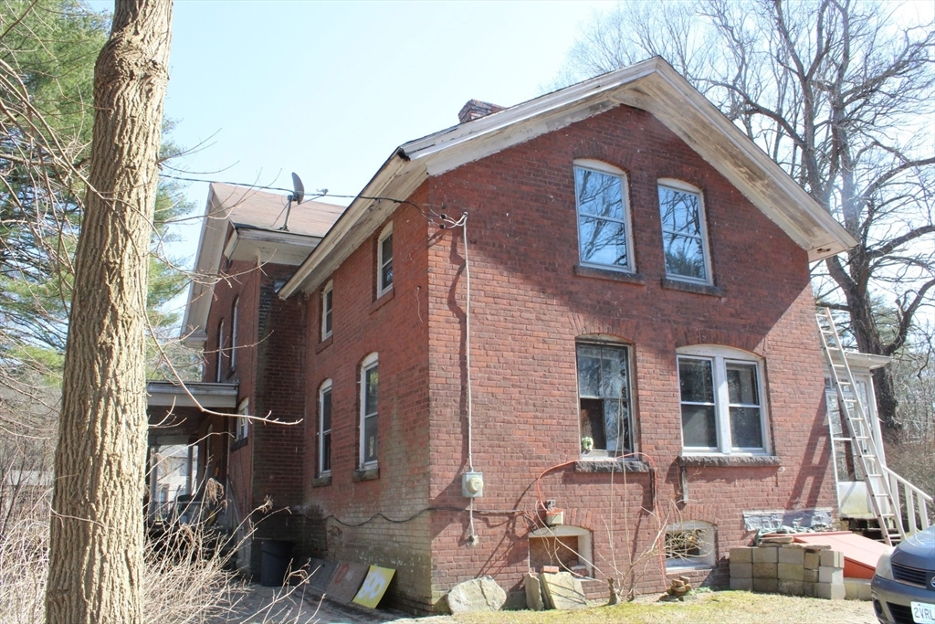 Property Photo:  514 Turners Falls Rd  MA 01351 