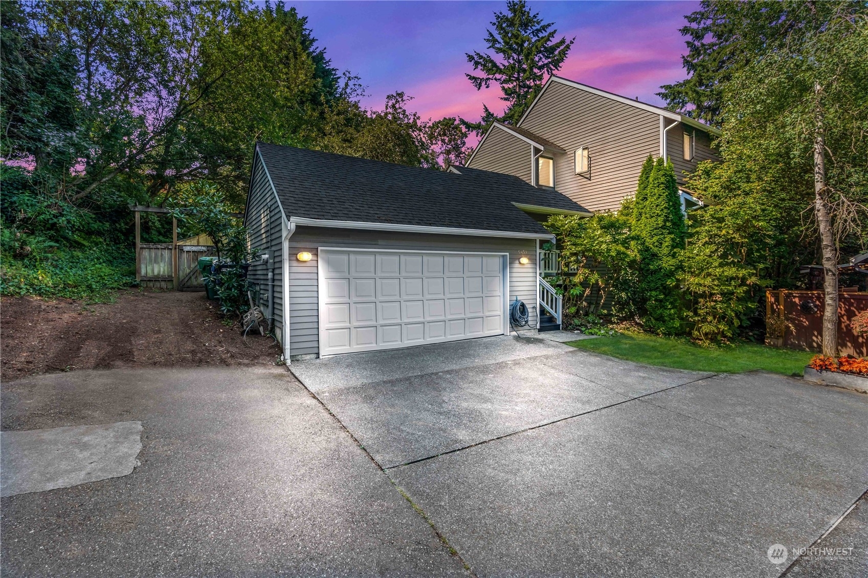 Property Photo:  9459 37th Avenue SW  WA 98126 