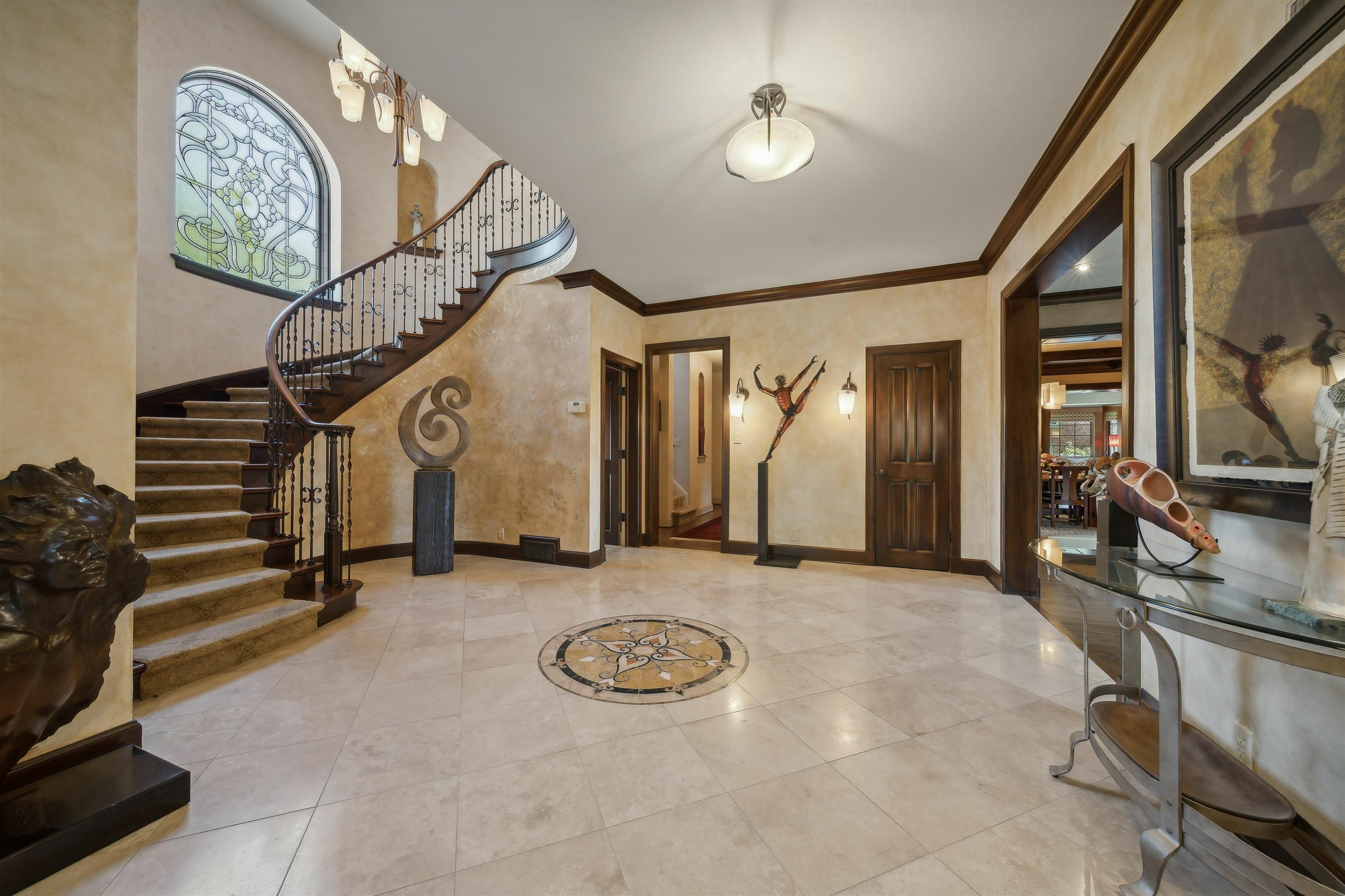 Property Photo: 204 N Roosevelt St KS 67208
